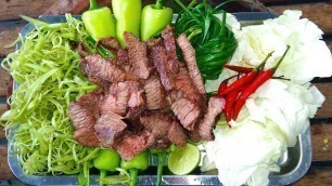 'Beef BBQ Eaten With Fermented Fish Sauce - Country Food In My Village'