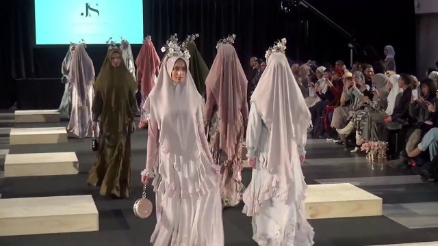 'Jawhara Syari- Amsterdam Modest Fashion Week'