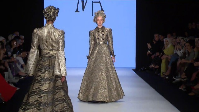 'Modanisa İstanbul Modest Fashion Week 2019 // Meryem Acar\'s Runway'