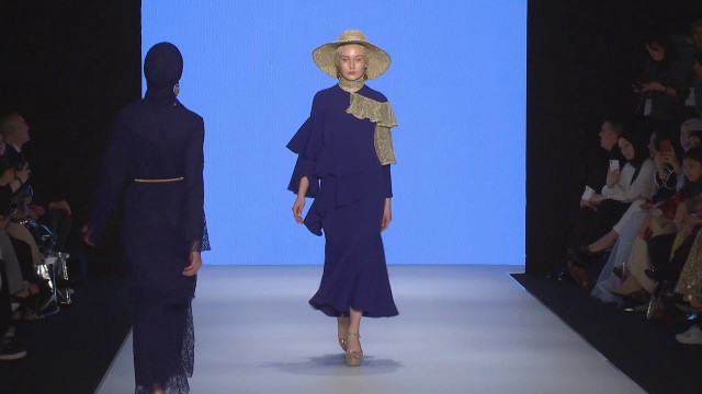 'İstanbul Modest Fashion Week 2019 // Al Tatari\'s Runway'