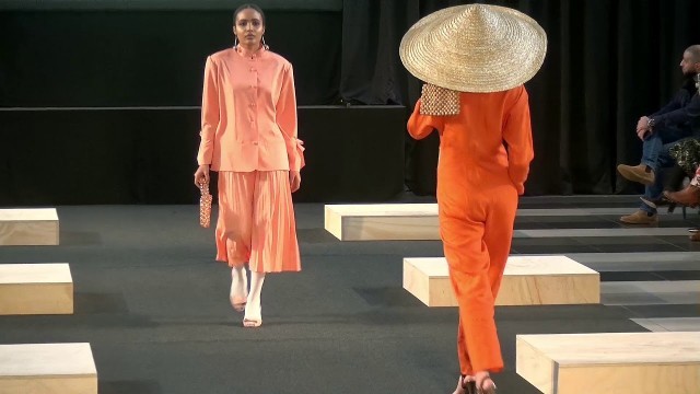 'Sempre - Amsterdam Modest Fashion Week'