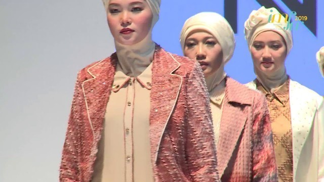 'Indonesian Modest Fashion Week 2019 - NINA NUGROHO'