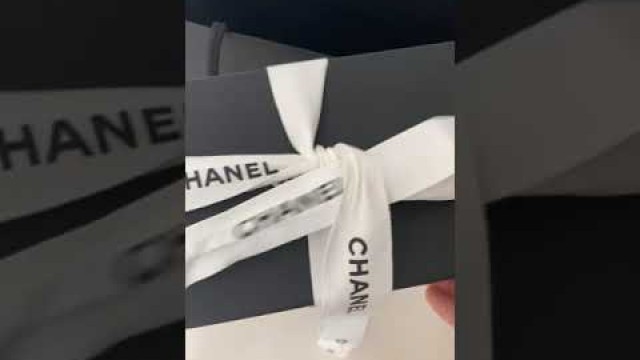 'CHANEL ASMR 2021 Sunglasses Unboxing #SHORTS'