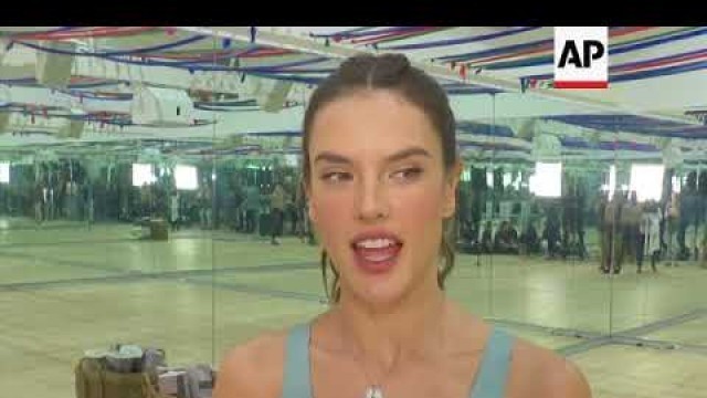 'Alessandra Ambrosio trains with Tracy Anderson for the upcoming Victoria\'s Secret Fashion Show; talk'