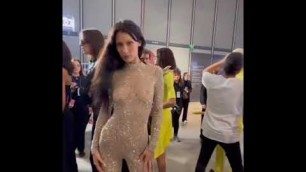 'bella hadid braless video in paris fashion week'