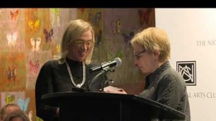 'Valerie Steele Receives National Arts Club Medal of Honor'