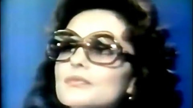 '\'70s Fashion: Premium Glasses Commercial (1977)'