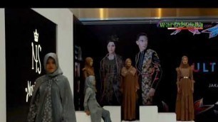 'Keren! Lima Rancangan Novita Sari Hadir di Indonesia Fashion Week 2019'