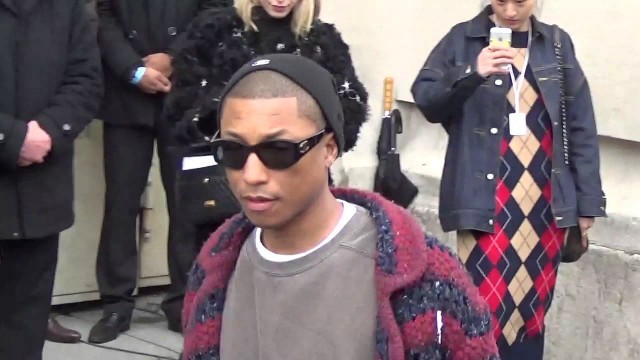 'Pharrell WILLIAMS @ Paris Fashion Week 7 march 2017 show Chanel / mars #PFW'