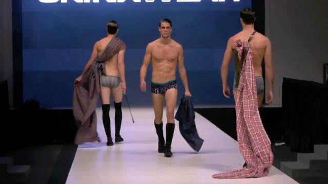 '[SENATUS TV] \"Brief Encounters\" 2 of 2 @ Men\'s Fashion Week 2011'