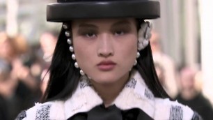 'CHANEL Fall/Winter 2016-2017'