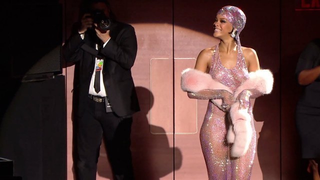 'Rihanna, Style Icon Award - 2014 CFDA Fashion Awards'