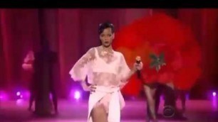 'Rihanna Walking On The runway at the VSfashionshow 2012'