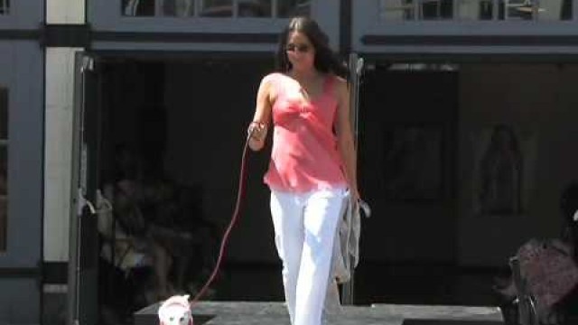 'Pet Fashion Week Vancouver'