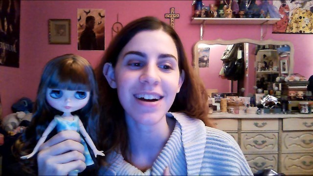 'Blythe Updates - Taking Audrey apart and clothes show-and-tell'