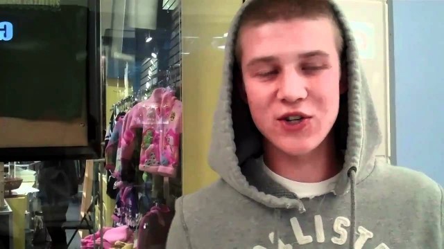'Clothing trends among teens in the Hudson Valley'