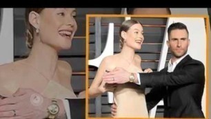 'Adam Levine\'s Wife Behati Prinsloo Suffers NIP SLIP Oscars Red Carpet 2015.mp4'