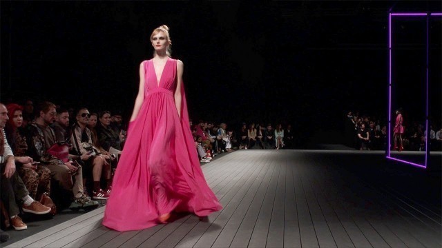 'Luis Carvalho | Fall Winter 2019/2020 Full Fashion Show | Exclusive'