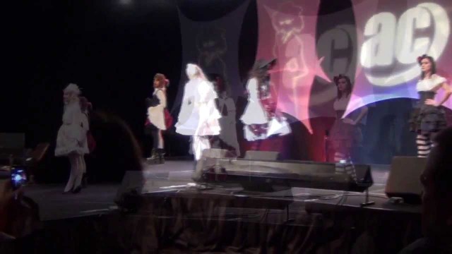 'Atelier Pierrot Lolita Fashion Show Anime Central 2013'