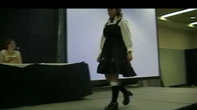 'Otakon 2008 Lolita Fashion Show Part 3.2'