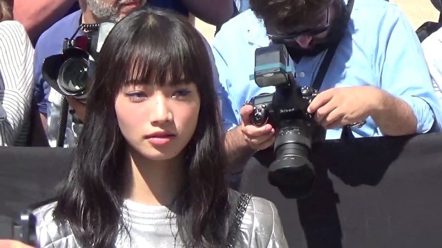 'Nana KOMATSU 小松菜奈 @ Paris July 4, 2017 Fashion Week show Chanel / Juillet #PFW'