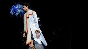 'J.W. Anderson | Fall Winter 2019/2020 Full Fashion Show | Menswear'