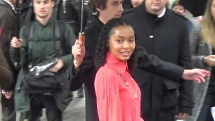 'Yara SHAHIDI @ Paris 3 may 2017 / may Chanel Fashion show'