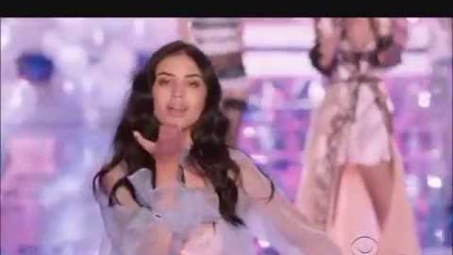 'Irina Sharipova at Victoria\'s Secret Fashion Show 2014 in London'