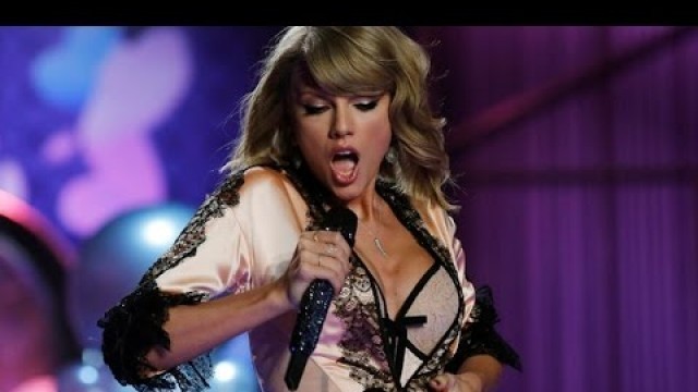 'Four4Four: Taylor Swift out of control at Victoria\'s Secret Fashion Show?'