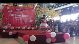 'Audrey Sophie Athalia (3 thn) - Fashion Show'