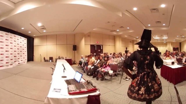 '(VR 360) Fan Expo 2016 - Lolita Fashion Show'