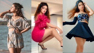 'Avneet kaur latest lookbook/fashion trends.'