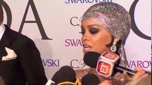 'Rihanna Explains What She\'s Wearing On CFDA Red Carpet'