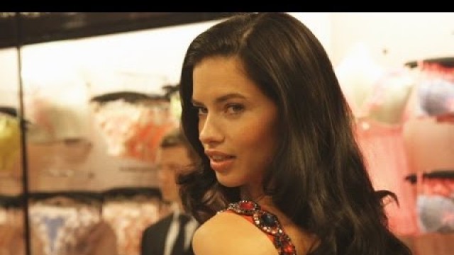 'Adriana Lima: Victoria\'s Secret Fashion Show London 2014'