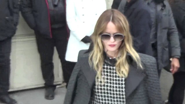 'Vanessa PARADIS @ Paris Fashion Week 24 janvier 2017 défilé Chanel #PFW'