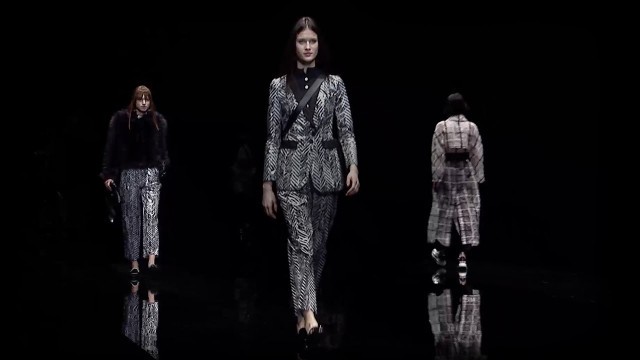 'Emporio Armani - 2017/2018 Fall Winter Women\'s Fashion Show'