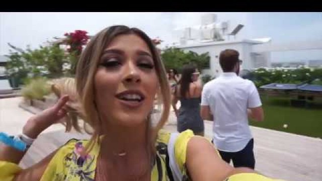 'VLOG!! Las llevo a MIAMI SWIM WEEK 2017! desfiles y más! | Vicky Alvarez'