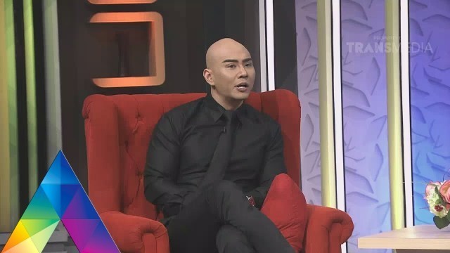 'HITAM PUTIH - KISAH SUKSES FASHION BLOGGER (22/2/16) 4-2'