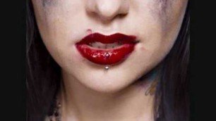 'Escape the fate- the guillotine (Dying is your latest fashoin-Craig)'