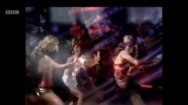 'Legs & Co - \'Fashion\' Top Of The Pops David Bowie'