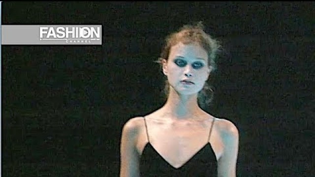 'GIORGIO ARMANI Fall 1999 2000 Milan - Fashion Channel'