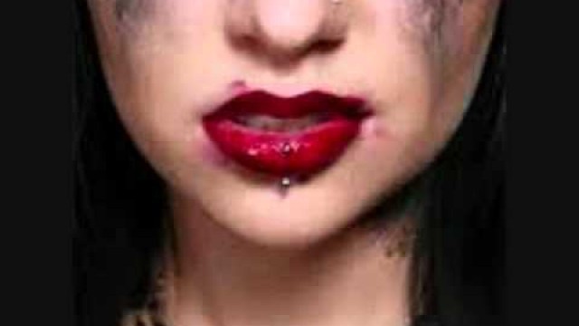 'Escape The Fate-There\'s No Sympathy For The Dead'