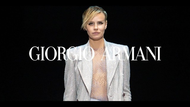 'Giorgio Armani Fall Winter 2021 22 Women\'s Fashion Show'