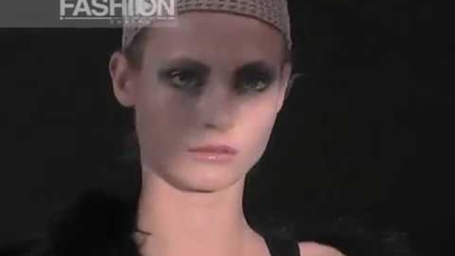 'Fashion Show \"Giorgio Armani\" Autumn Winter 2007 2008 Pret a Porter Milan 2 of 3 by Fashion Channel'