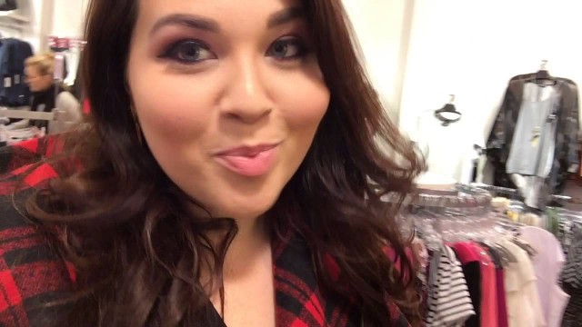 'Vlog: Modeling in NYC with Fashion To Figure'